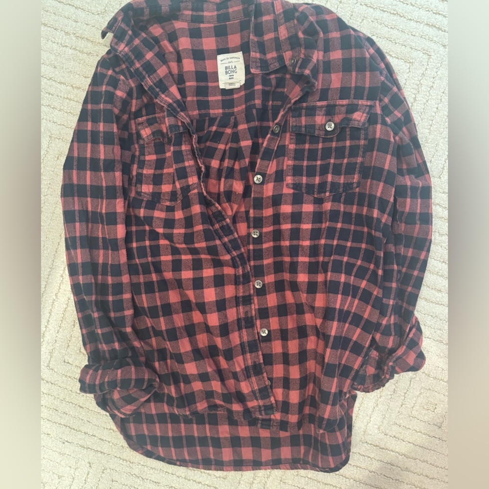 Women’s billabong flannel